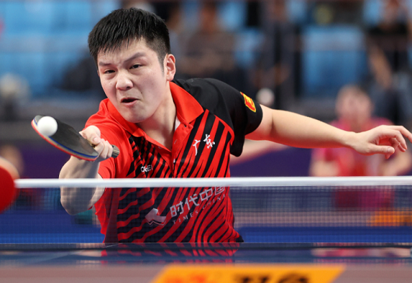 100T力克PSG，Caps成为全场焦点半决赛3:0（伦敦）