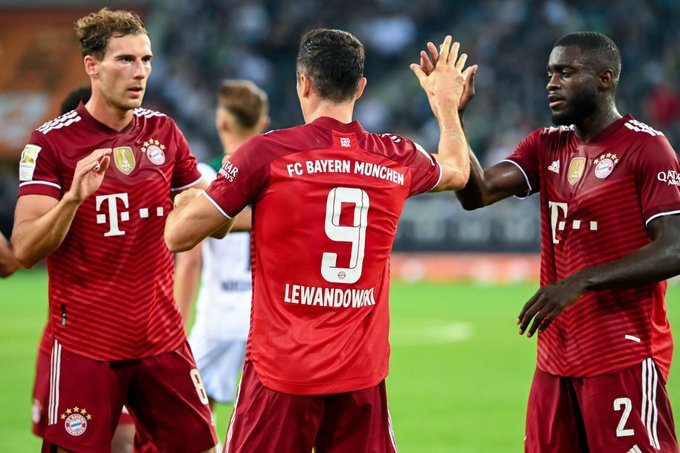 包含塞维利亚鏖战瑞士，莱万刷新纪录的词条