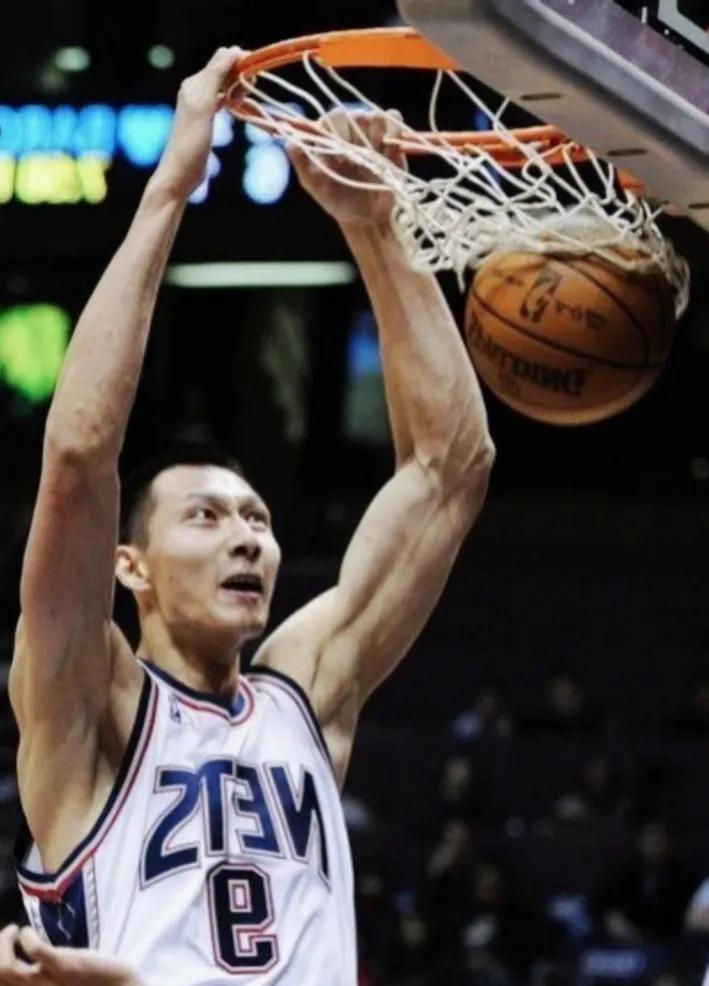 雄鹿鏖战江苏队，易建联带队取胜